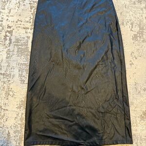 Elegant Black Women's Skirt